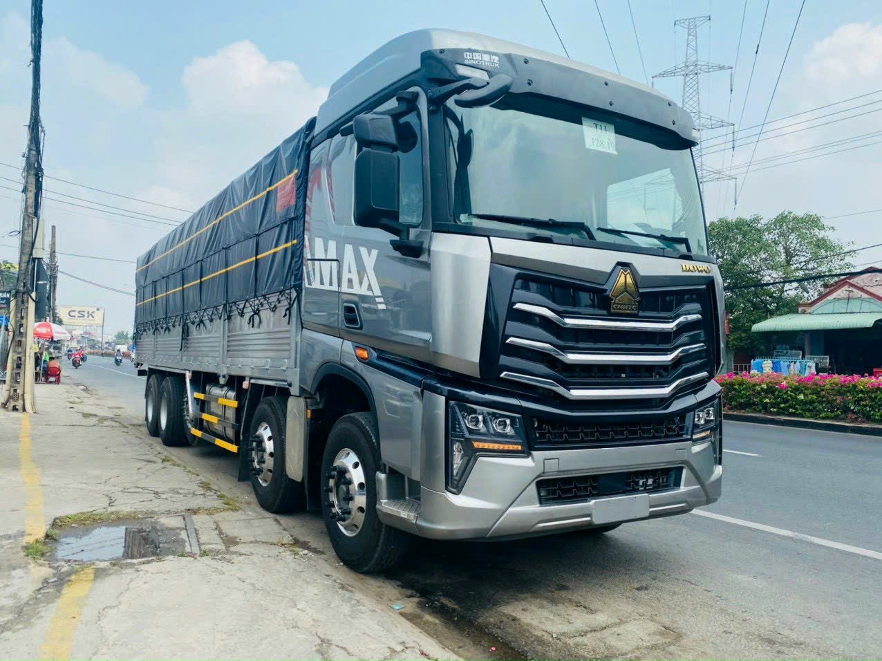 BẢNG GIÁ XE TẢI HOWO MAX THÁNG 7/2024 : PHÍ LĂN BÁNH, TRẢ GÓP, KHUYẾN MÃI